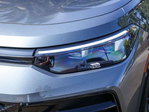 New 2026 Volkswagen Tiguan SE R-Line image 17