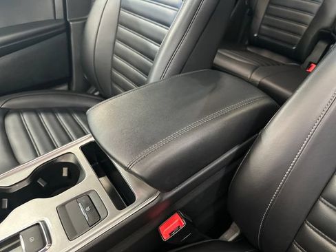 Used 2024 Ford Edge SEL w/ Convenience Package AWD/4WD image 31