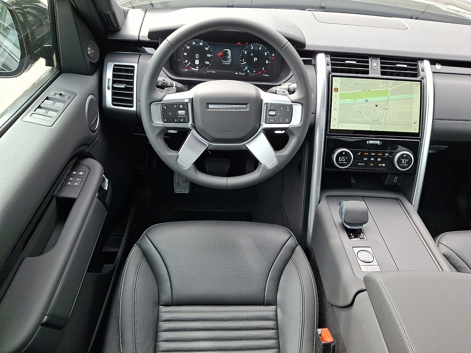 New 2026 Land Rover Discovery S AWD/4WD image 4