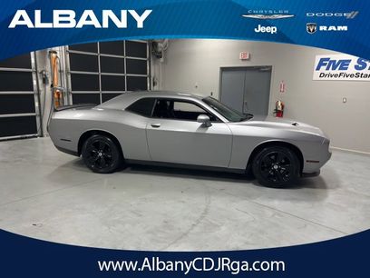 Used 2018 Dodge Challenger SXT w/ Sound Group