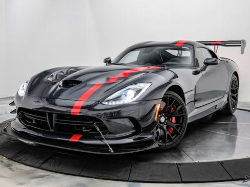 Used 2017 Dodge Viper ACR w/ Extreme Aero Package RWD image 5