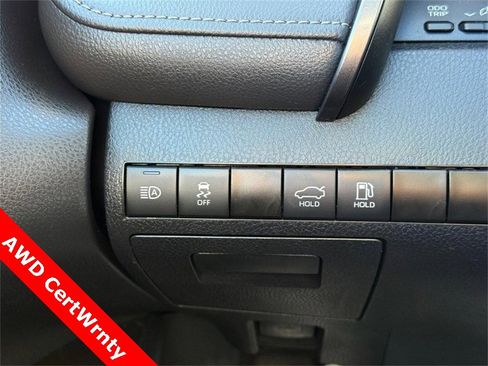 Used 2024 Toyota Camry SE image 29