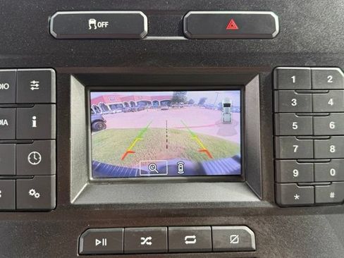 Used 2022 Ford F250 XL w/ Power Equipment Group RWD image 19