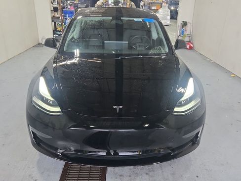 Used 2023 Tesla Model 3 Standard Range RWD image 2