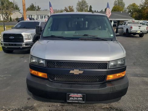 Used 2020 Chevrolet Express 3500 LS image 3