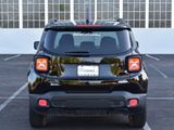 Used 2017 Jeep Renegade Latitude image 5