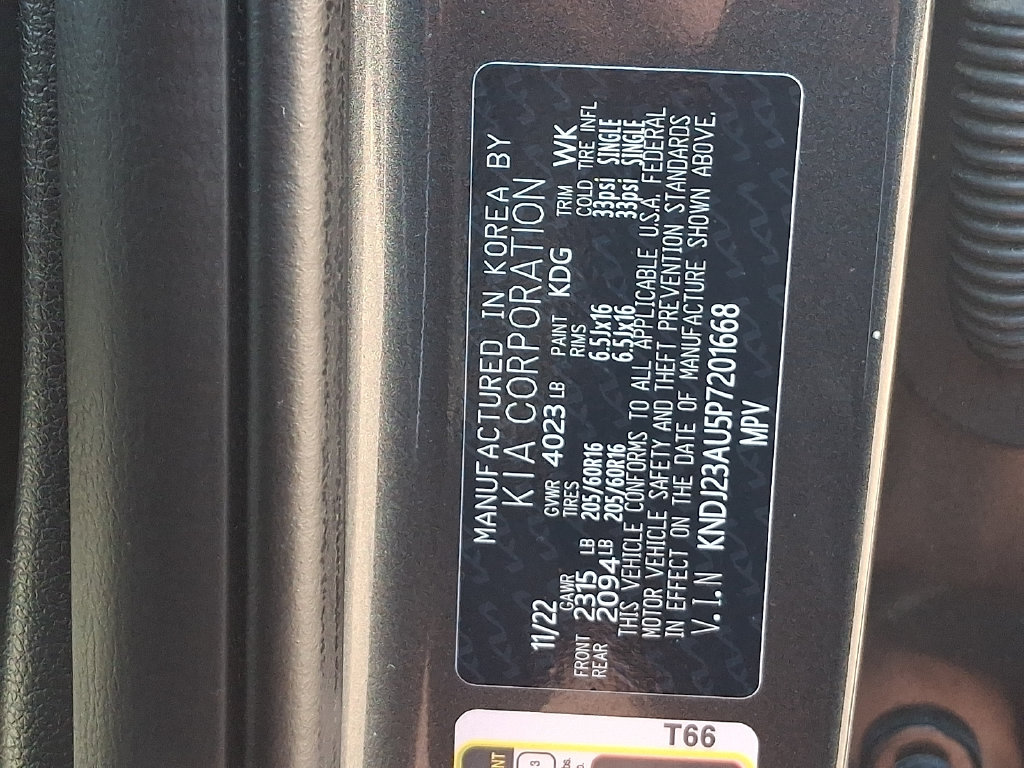 Used 2023 Kia Soul LX FWD image 25
