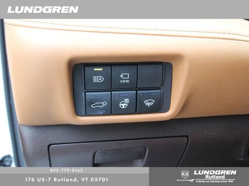 Used 2020 Toyota Highlander Platinum AWD/4WD image 40