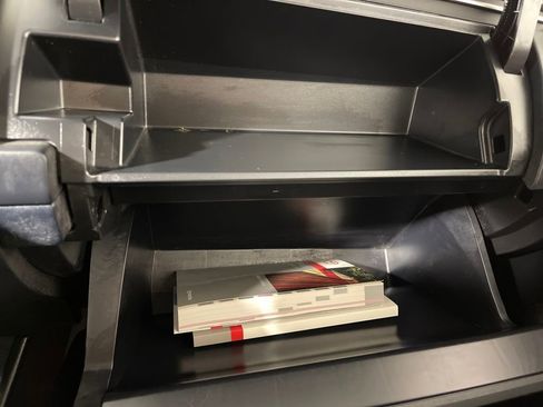 Used 2015 Toyota Prius Four image 25