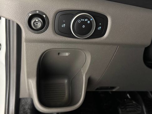 Used 2020 Ford Transit 250 Medium Roof image 71