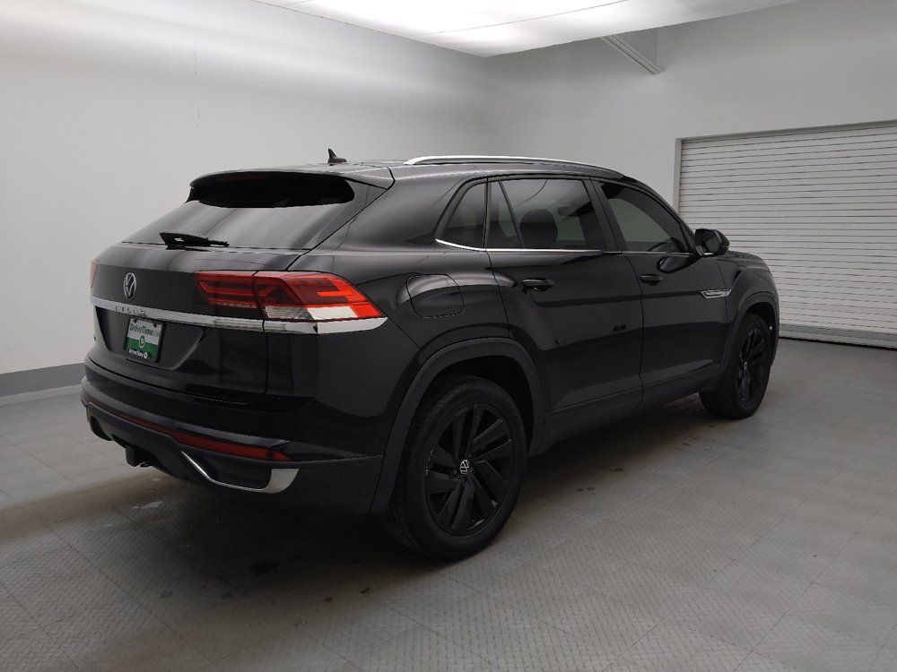 Used 2022 Volkswagen Atlas Cross Sport SE FWD image 10