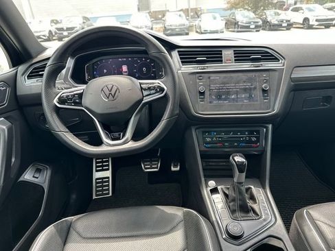 Certified 2023 Volkswagen Tiguan SEL R-Line AWD/4WD image 17