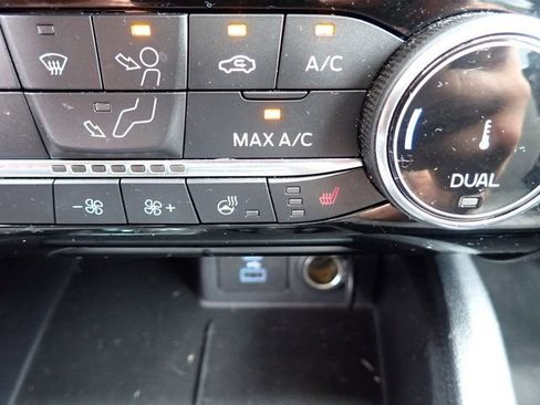 Used 2022 Ford Escape SE w/ SE Sport Appearance Package AWD/4WD image 27