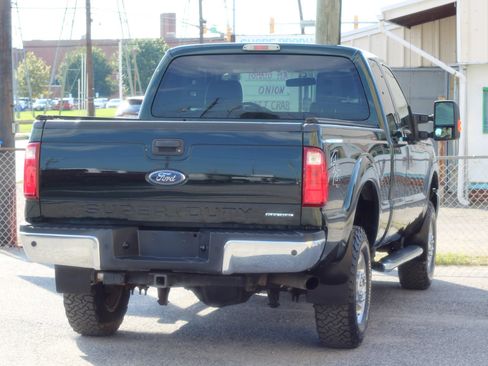 Used 2016 Ford F250 XLT w/ XLT Value Package AWD/4WD image 8