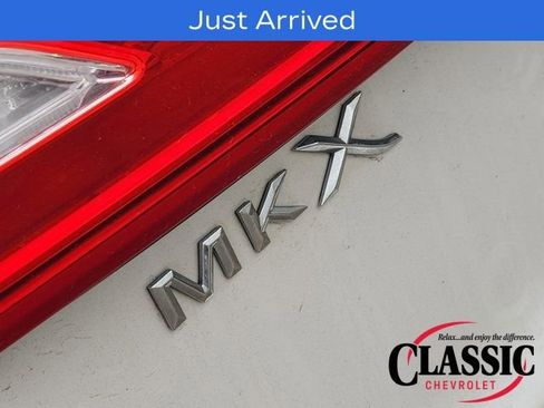 Used 2018 Lincoln MKX Select w/ Select Plus Package image 18