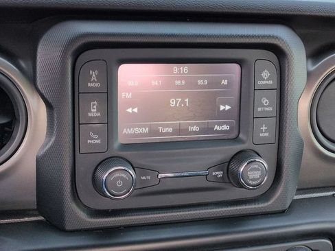 Used 2021 Jeep Wrangler Sport AWD/4WD image 17