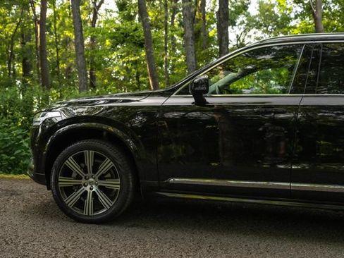Used 2025 Volvo XC90 B6 Ultra w/ Lounge Package AWD/4WD image 10