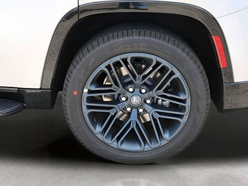 New 2026 Jeep Grand Wagoneer 4WD image 9