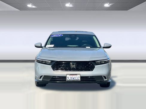 Used 2024 Honda Accord Touring image 5