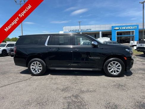 Used 2024 Chevrolet Suburban Premier AWD/4WD image 2