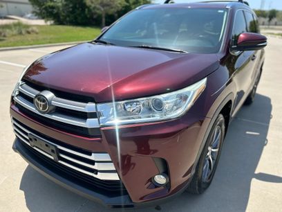 Used 2019 Toyota Highlander XLE