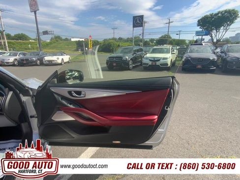 Used 2017 INFINITI Q60 Red Sport 400 AWD/4WD image 11