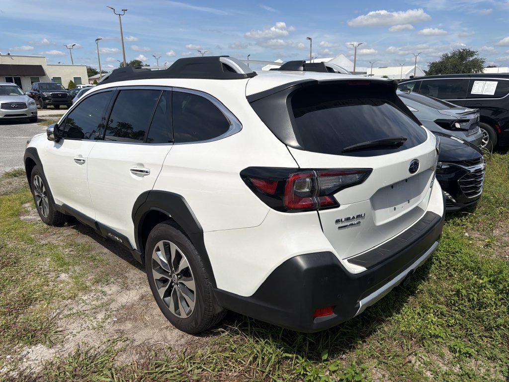 Used 2025 Subaru Outback Touring XT w/ Popular Package #2 AWD/4WD image 8
