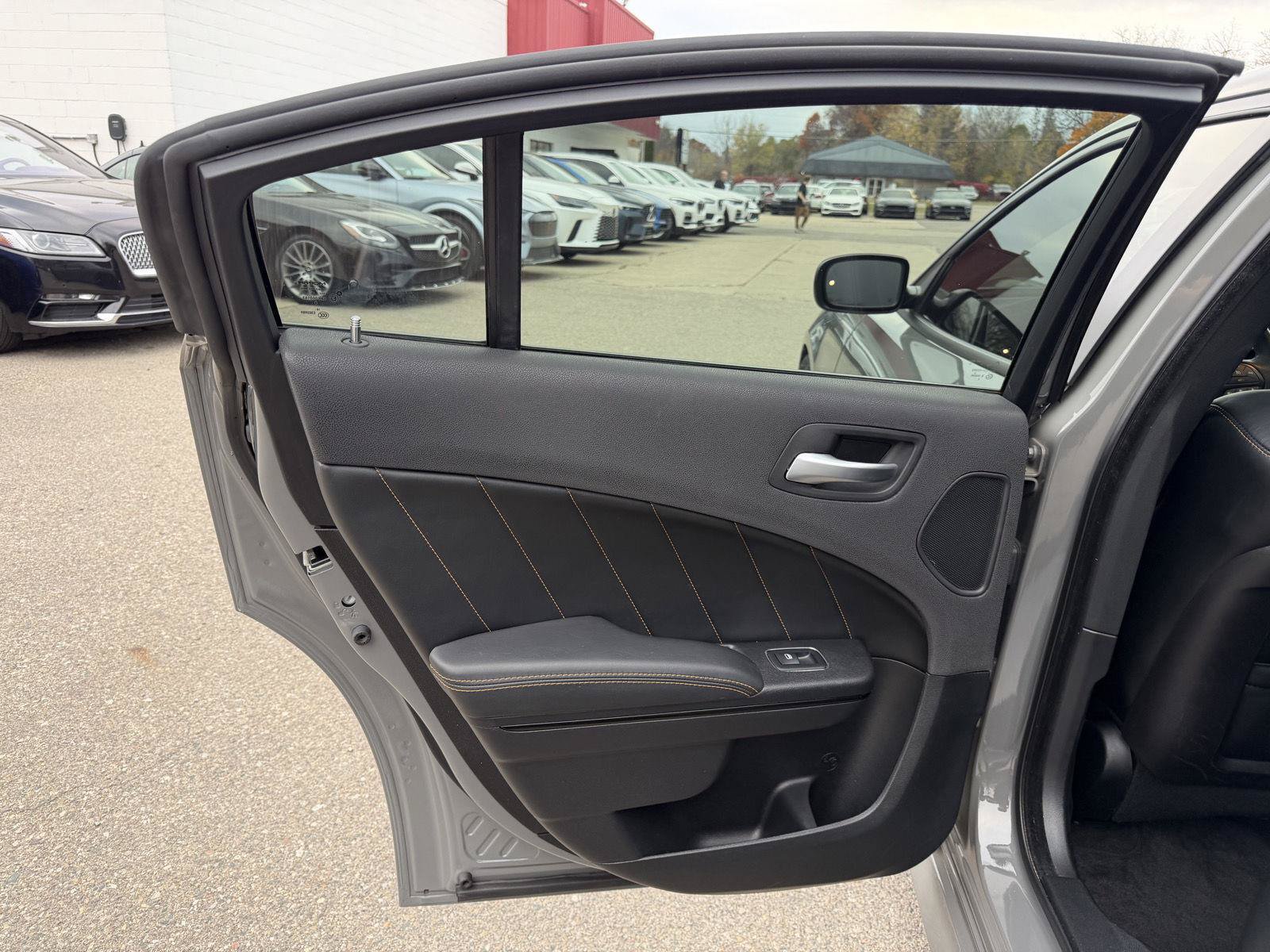 Used 2017 Dodge Charger R/T RWD image 29