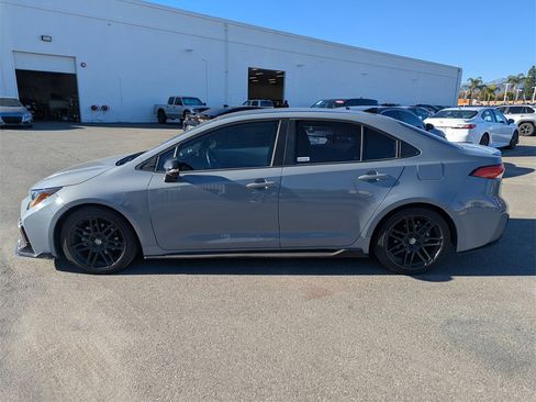 Certified 2022 Toyota Corolla SE image 2