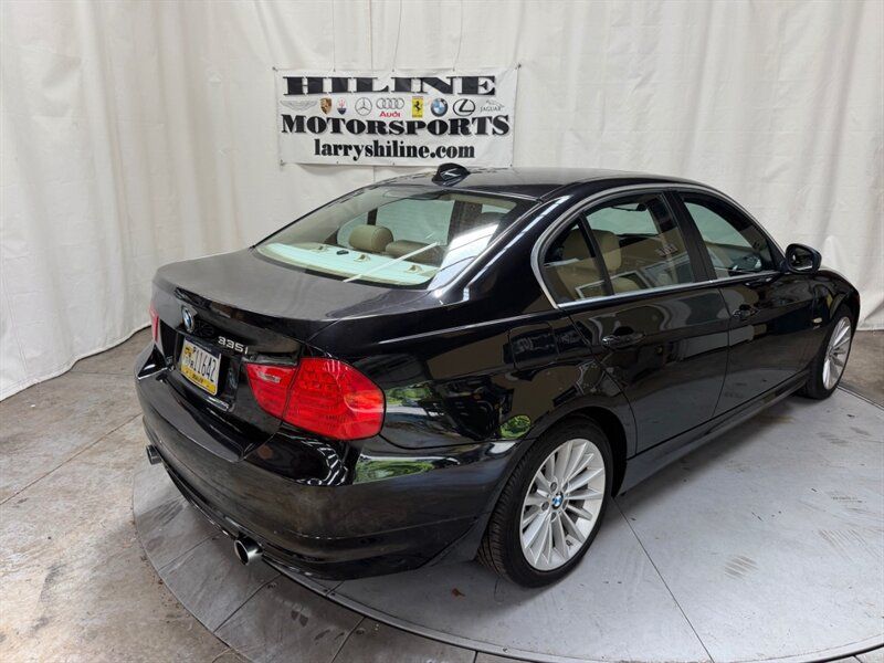 Used 2011 BMW 335i xDrive Sedan AWD/4WD image 7