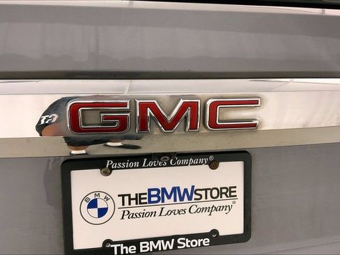 Used 2021 GMC Yukon SLT w/ SLT Luxury Plus Package AWD/4WD image 30