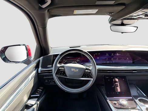 Certified 2025 Cadillac Escalade Sport w/ Touring Package AWD/4WD image 18