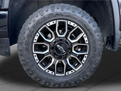 Certified 2023 Chevrolet Silverado 2500 High Country AWD/4WD image 12