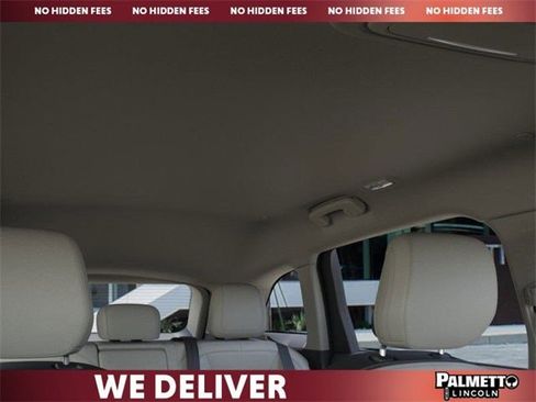 New 2026 Lincoln Nautilus Premier image 22