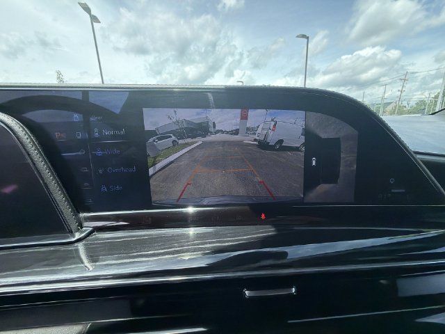 Used 2023 Cadillac Escalade V AWD/4WD image 19