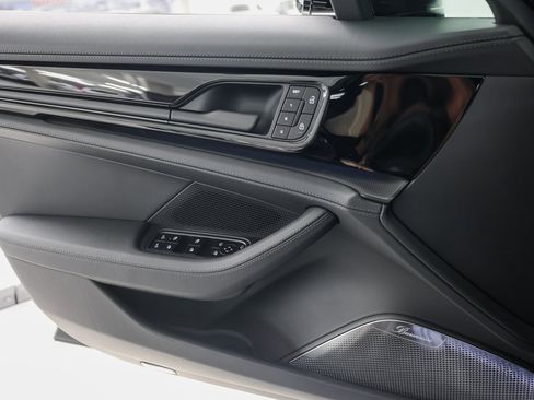 New 2026 Porsche Panamera GTS image 23