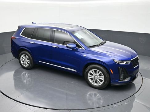 Certified 2023 Cadillac XT6 Luxury image 18