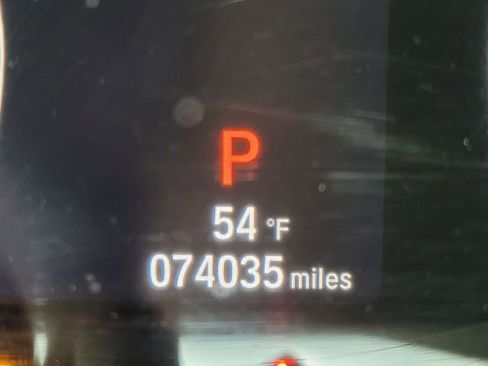 Used 2018 Honda Accord EX image 24