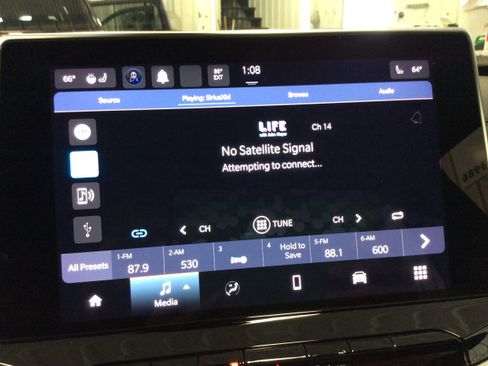 Used 2024 Jeep Compass Limited image 24