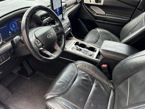 Used 2020 Ford Explorer Platinum w/ Premium Technology Package image 10