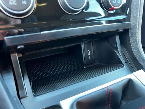 Used 2021 Volkswagen GTI S image 39