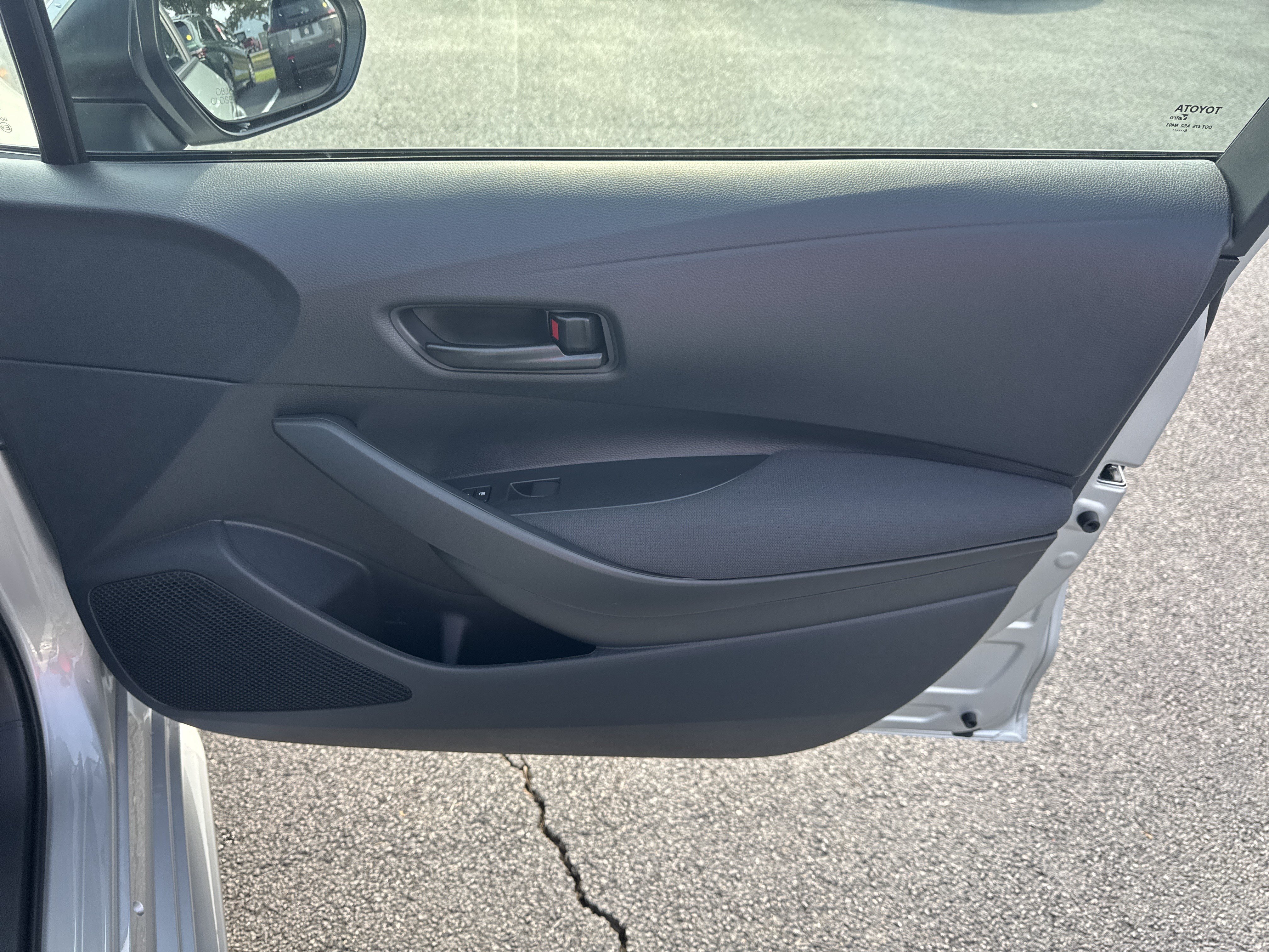 Used 2026 Toyota Corolla LE FWD image 36