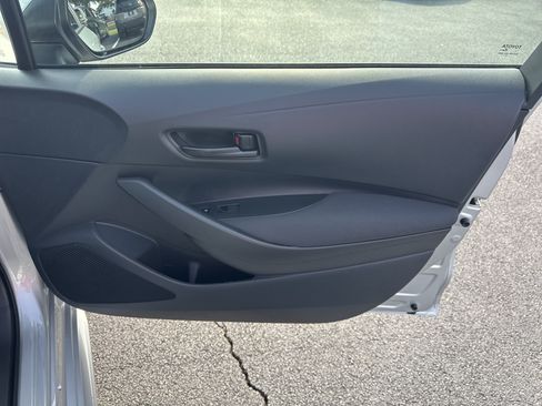 Used 2026 Toyota Corolla LE FWD image 36