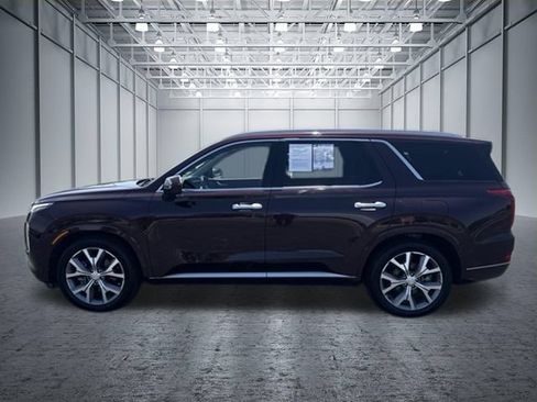 Used 2022 Hyundai Palisade Limited w/ Cargo Package AWD/4WD image 2