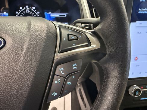 Used 2024 Ford Edge SEL w/ Convenience Package AWD/4WD image 12