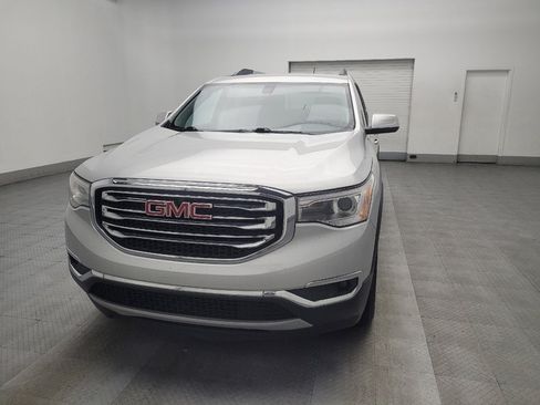 Used 2019 GMC Acadia SLE image 15