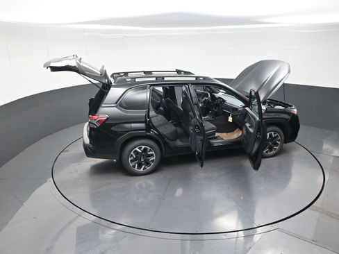 New 2026 Subaru Forester Premium AWD/4WD image 14