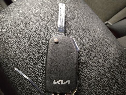 Used 2024 Kia Forte LXS FWD image 32
