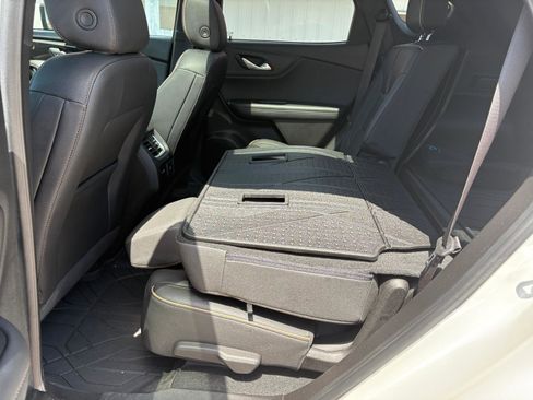 Used 2023 Chevrolet Blazer Premier w/ Enhanced Convenience Package image 16