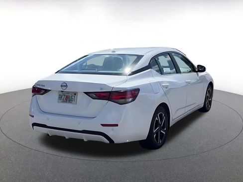 Used 2024 Nissan Sentra SV FWD image 12
